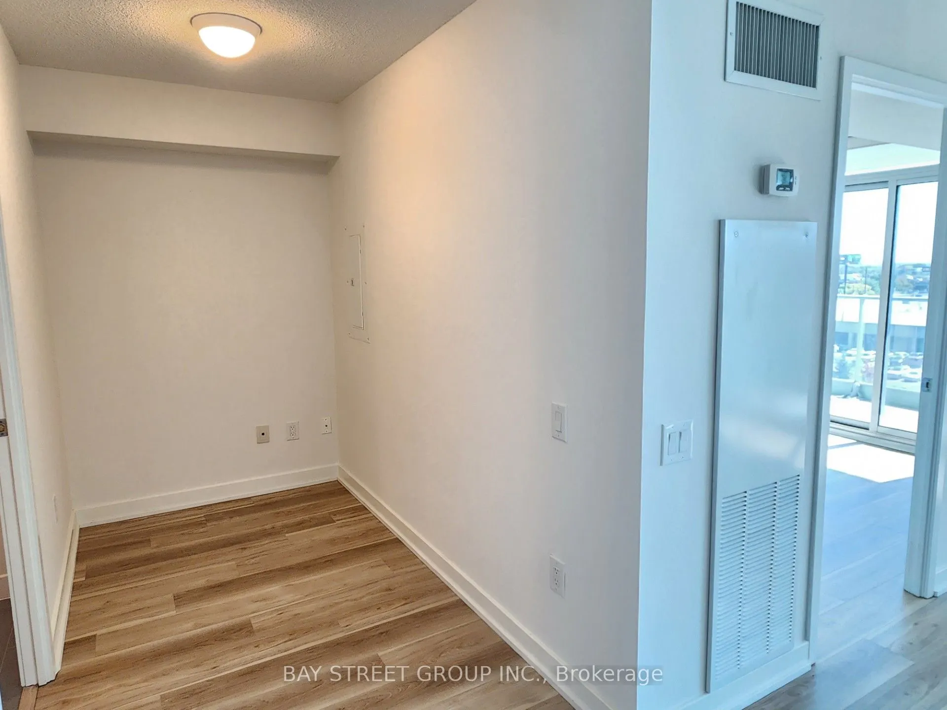 29 Singer Court, #512