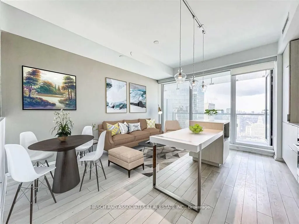 197 Yonge Street, #3210