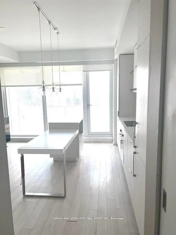 197 Yonge Street, #3210