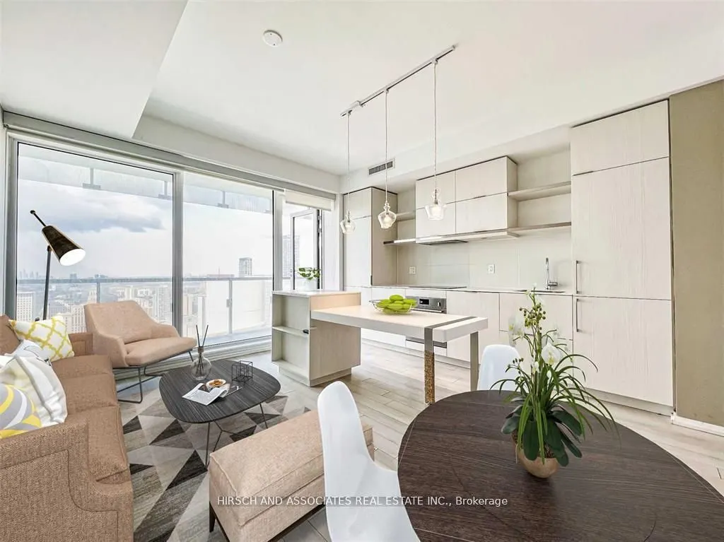 197 Yonge Street, #3210
