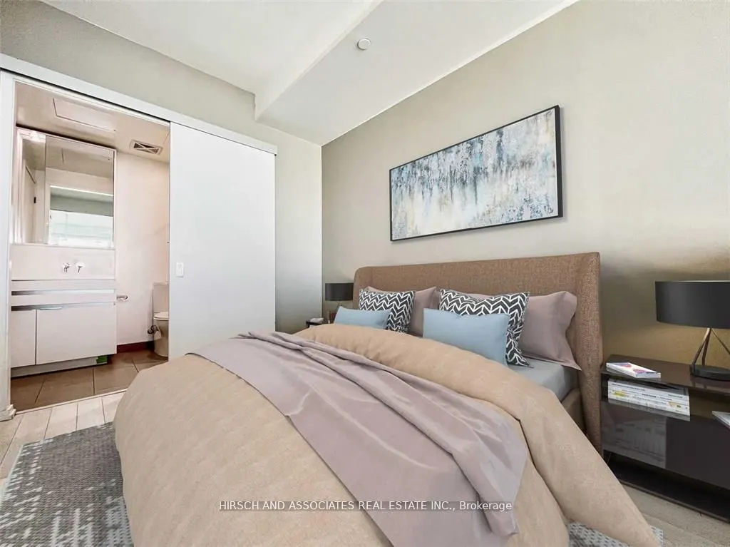 197 Yonge Street, #3210