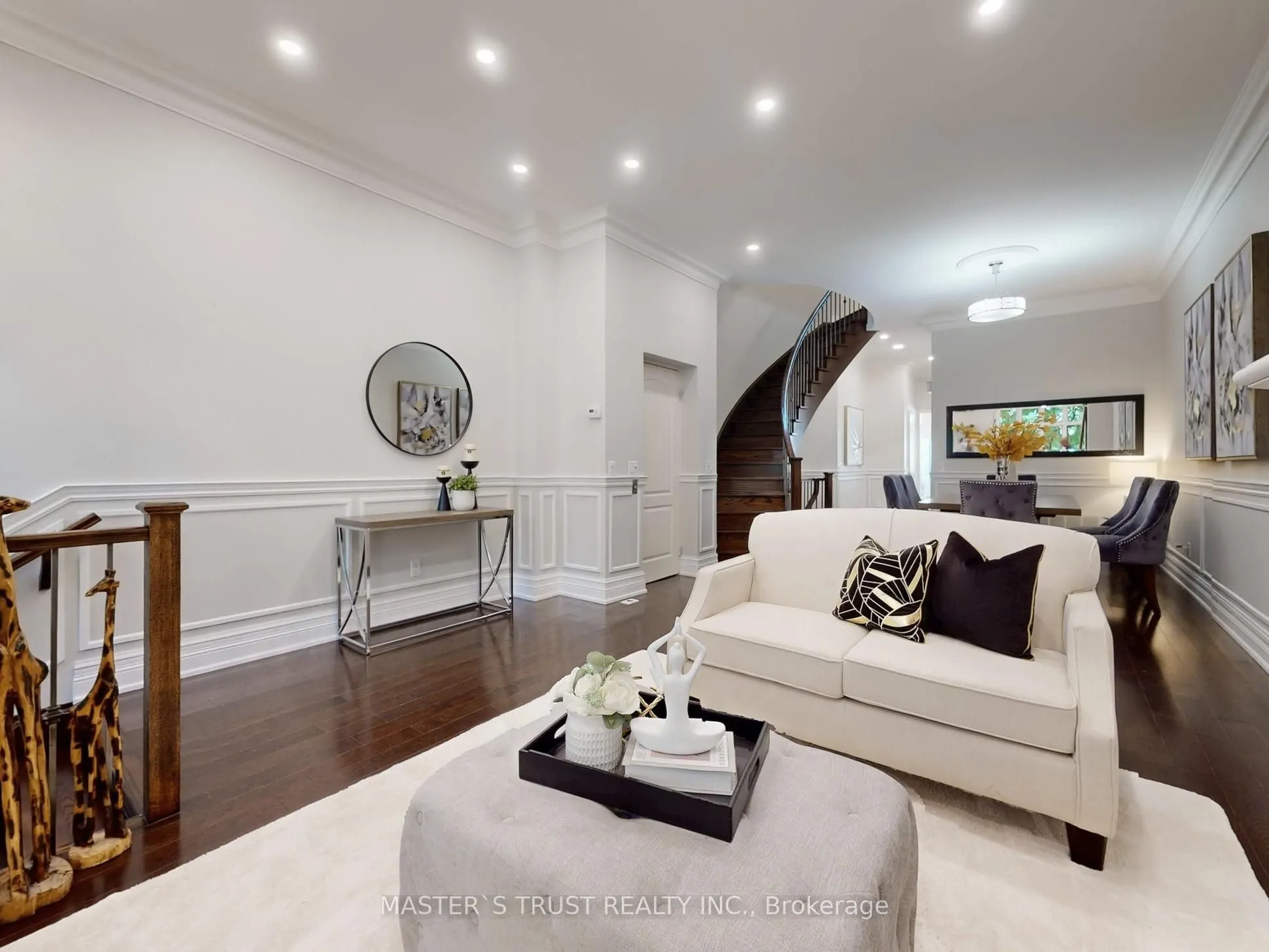 260 Russell Hill Road, #11