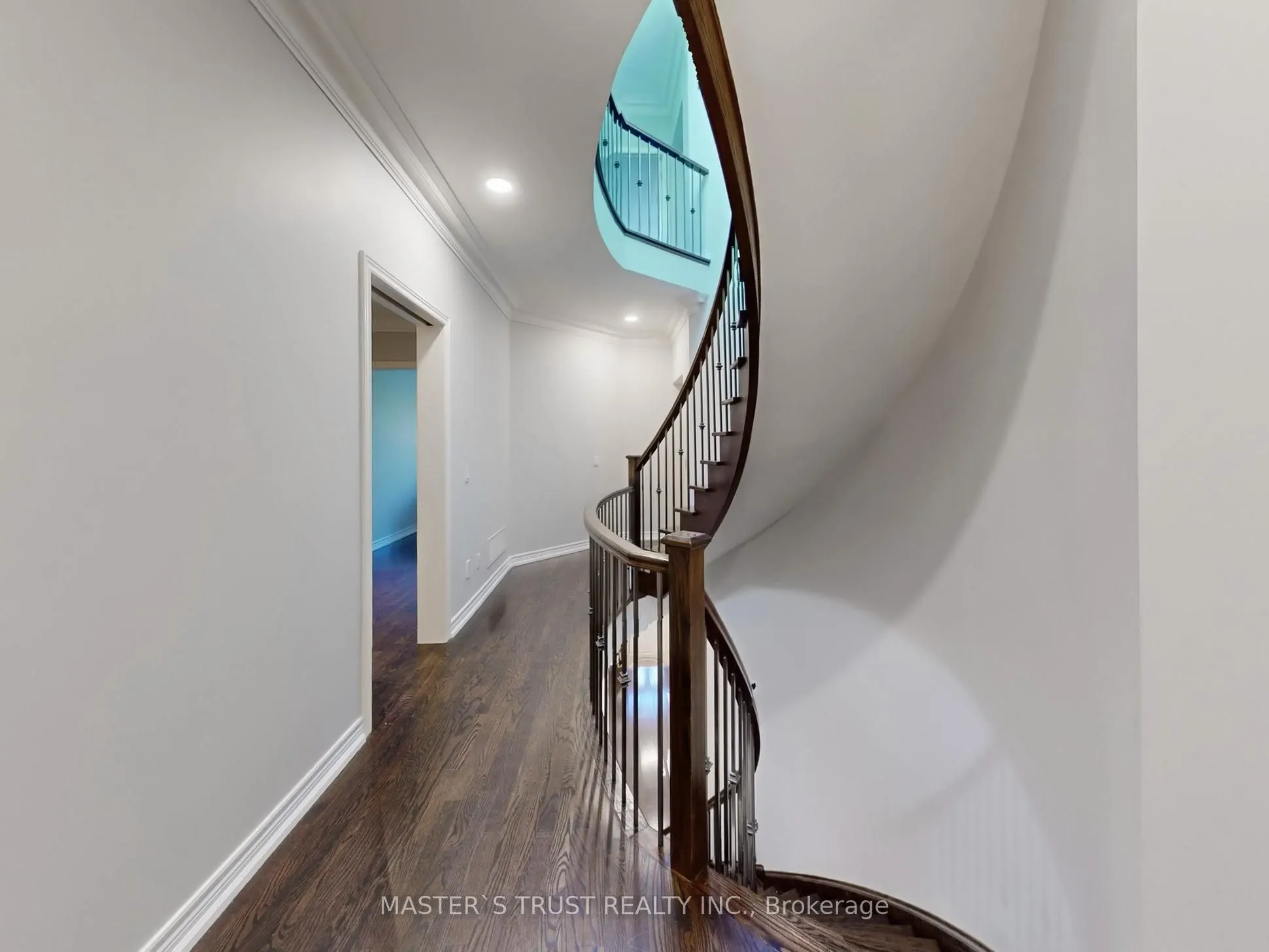 260 Russell Hill Road, #11