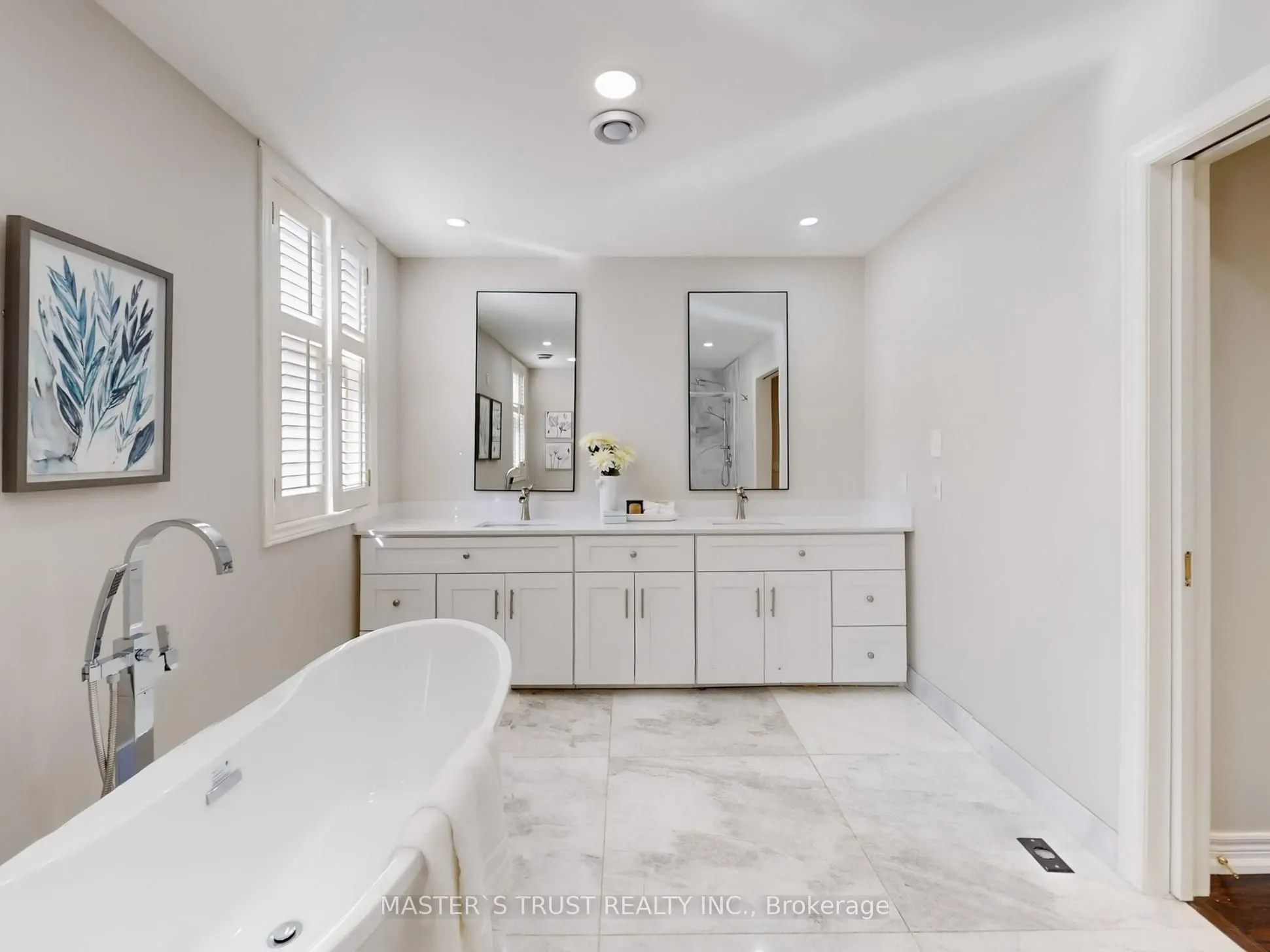 260 Russell Hill Road, #11