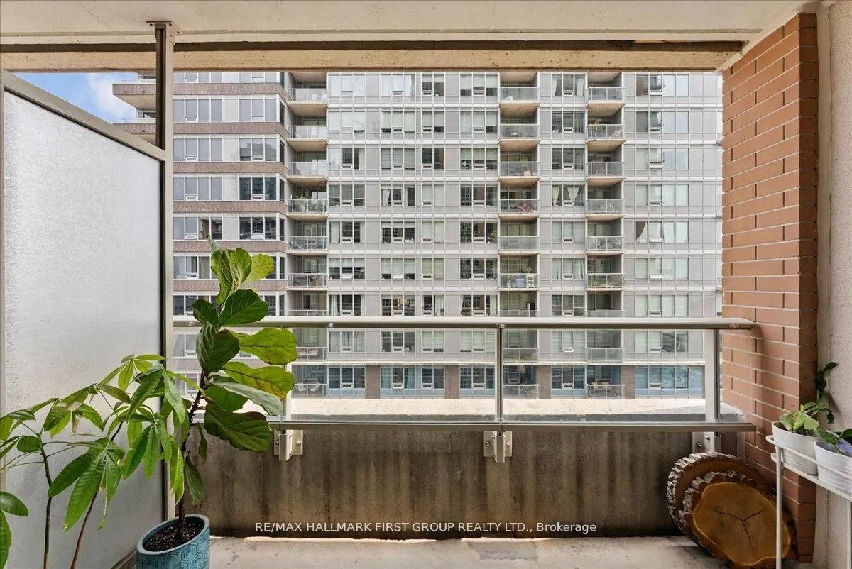 65 East Liberty Street, #1018