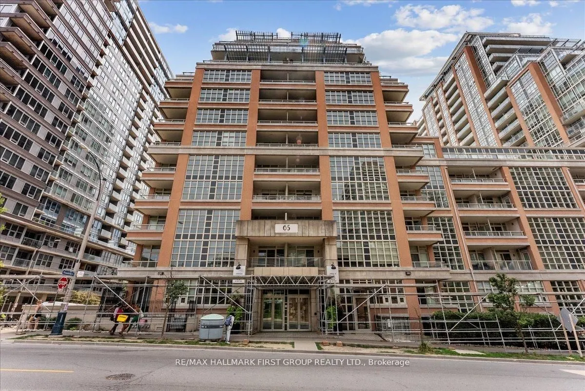 65 East Liberty Street, #1018