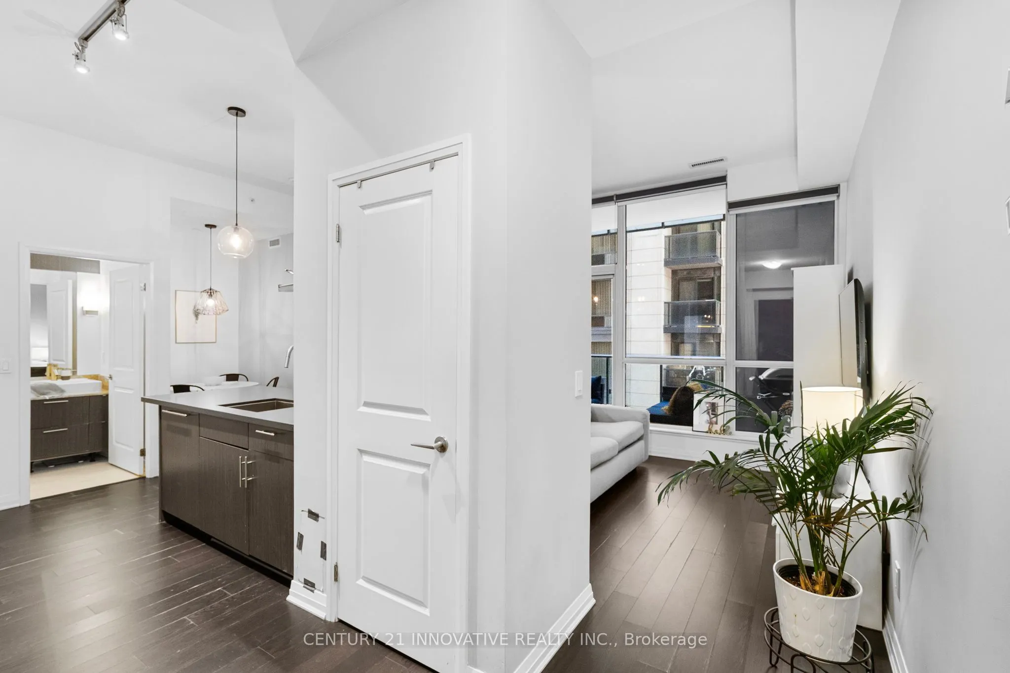 8 Mercer Street, #507
