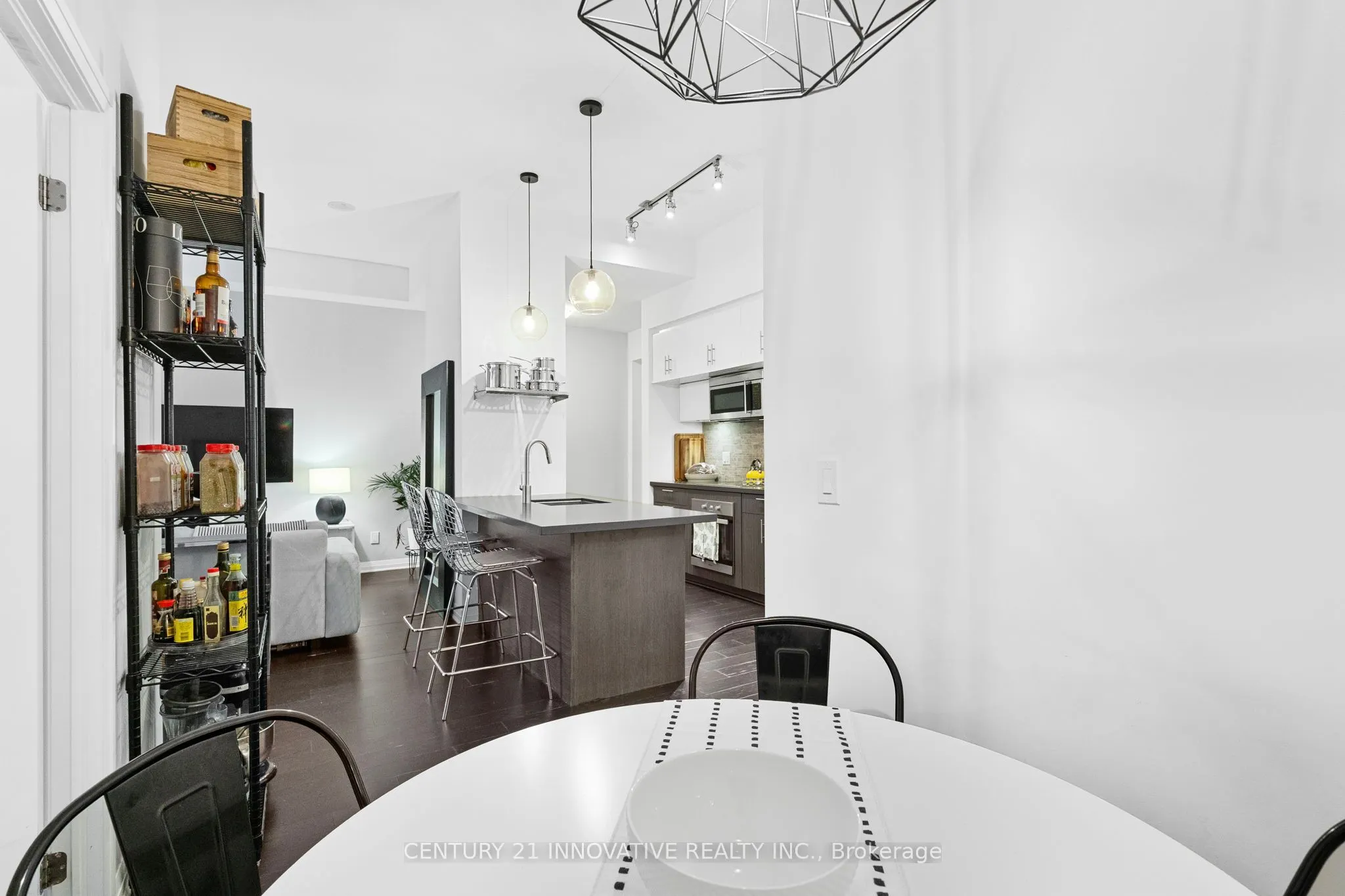 8 Mercer Street, #507