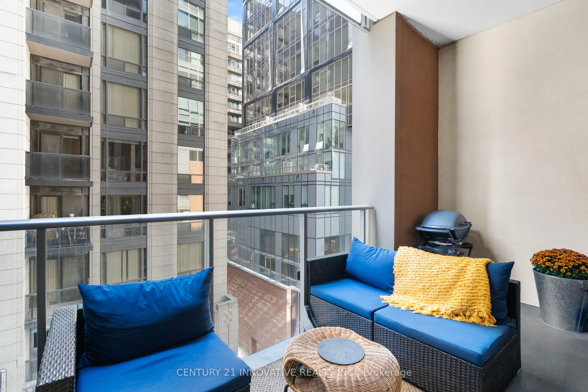 8 Mercer Street, #507