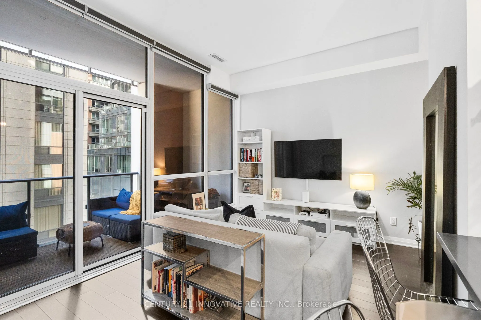 8 Mercer Street, #507