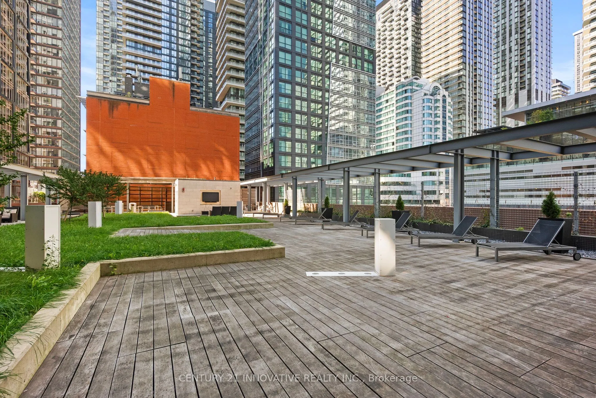8 Mercer Street, #507