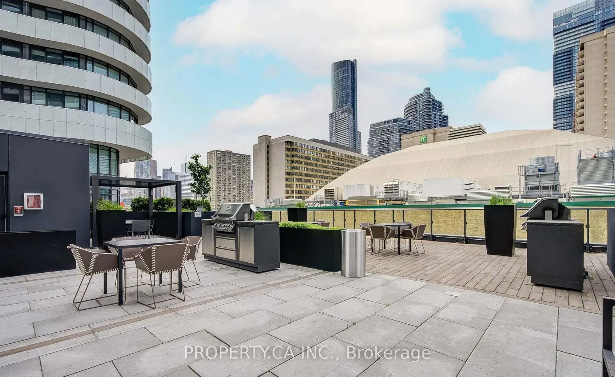 85 Wood Street, #1701