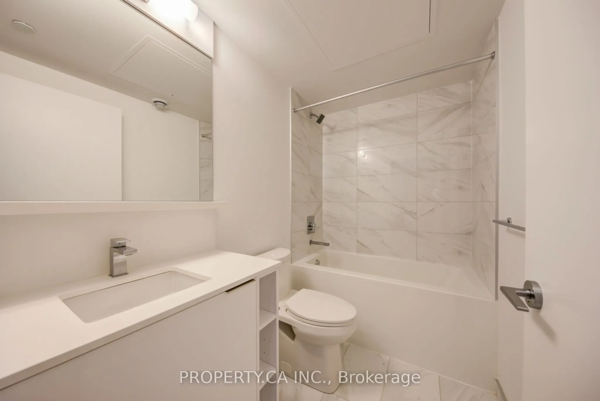 85 Wood Street, #1701
