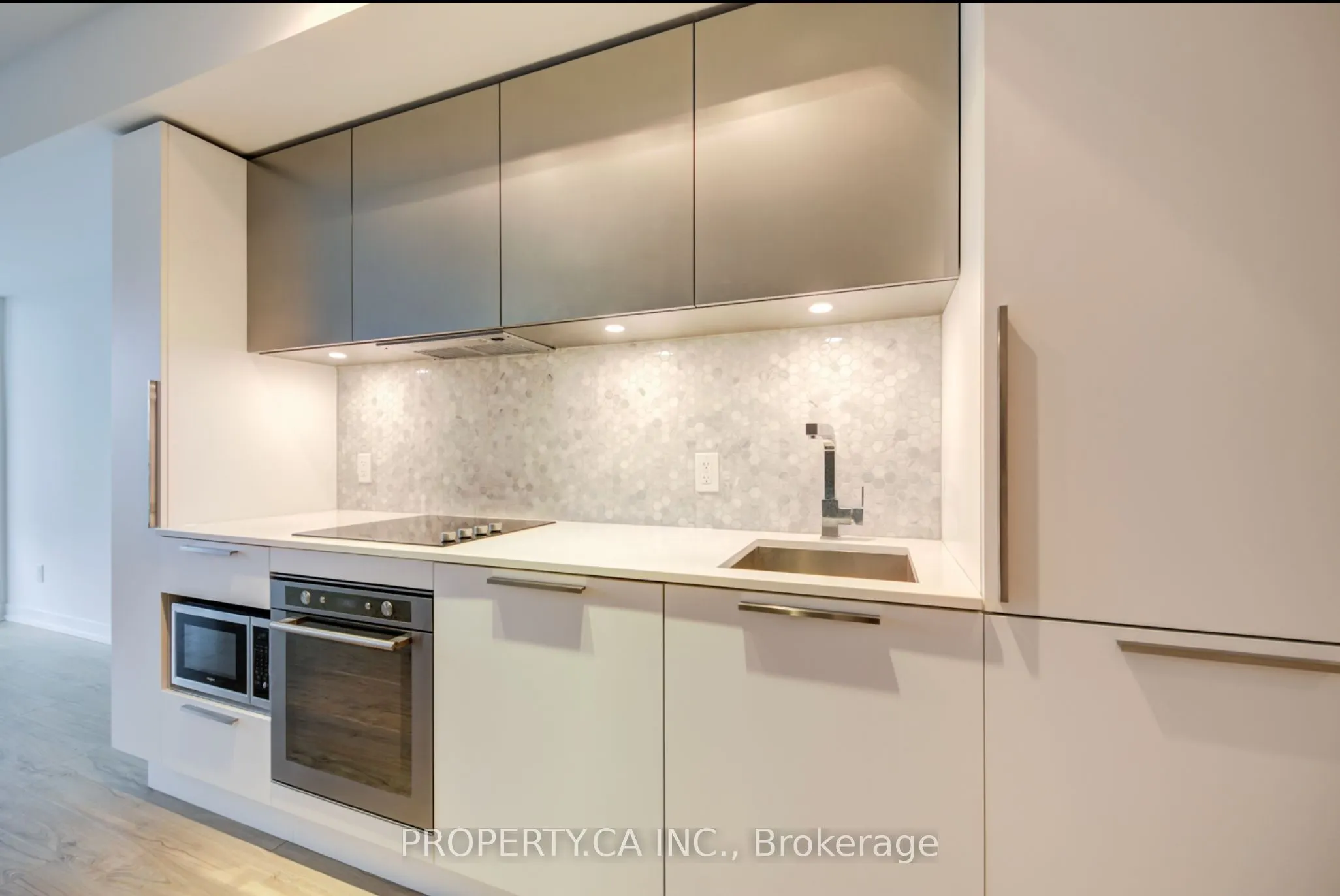 85 Wood Street, #1701