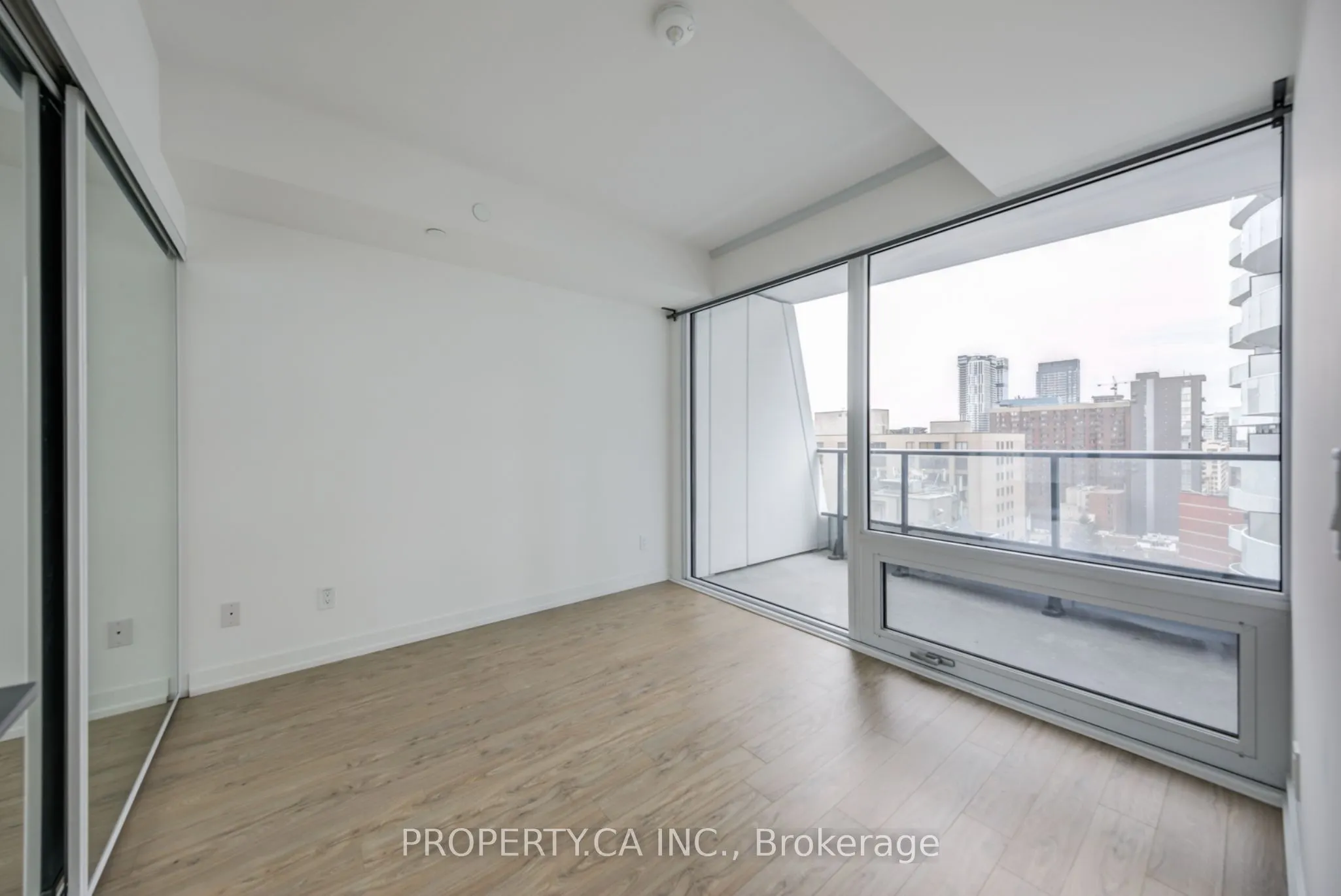 85 Wood Street, #1701