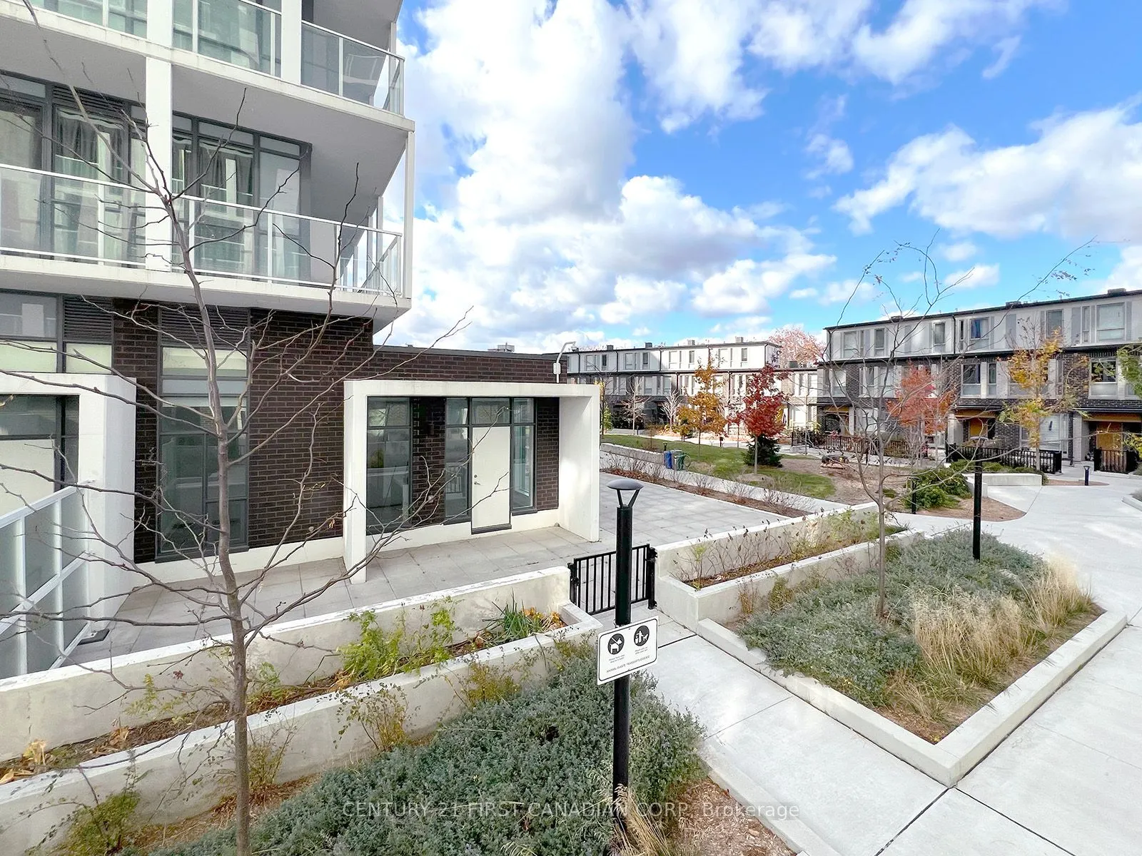 180 Fairview Mall Drive, #107