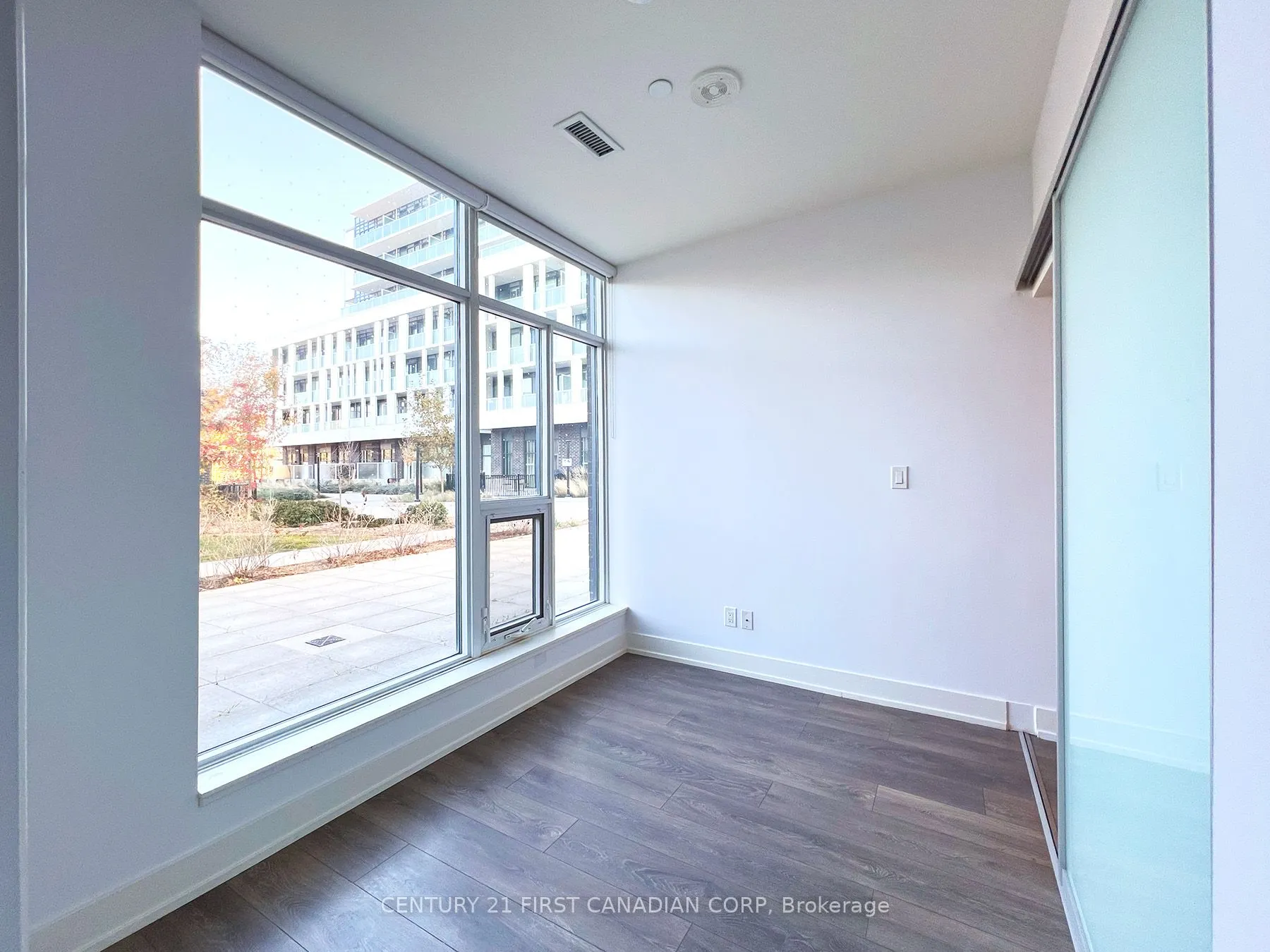 180 Fairview Mall Drive, #107