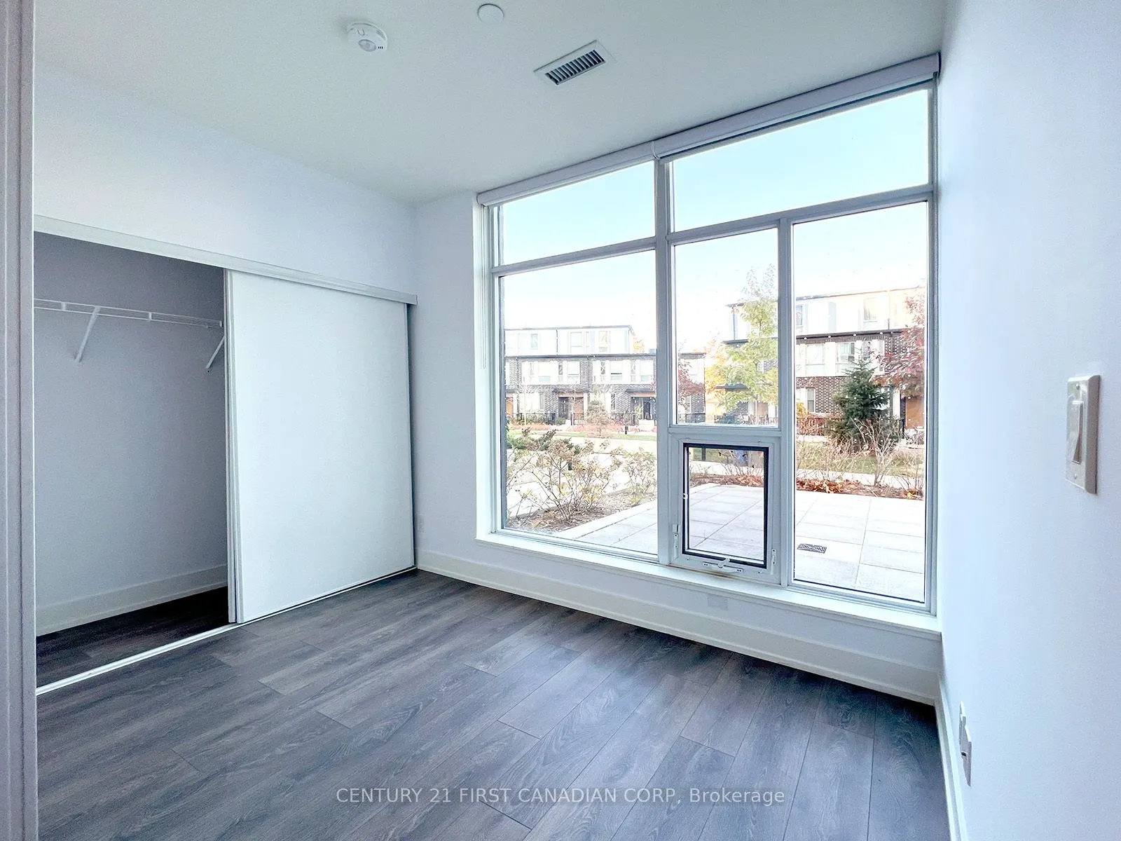180 Fairview Mall Drive, #107