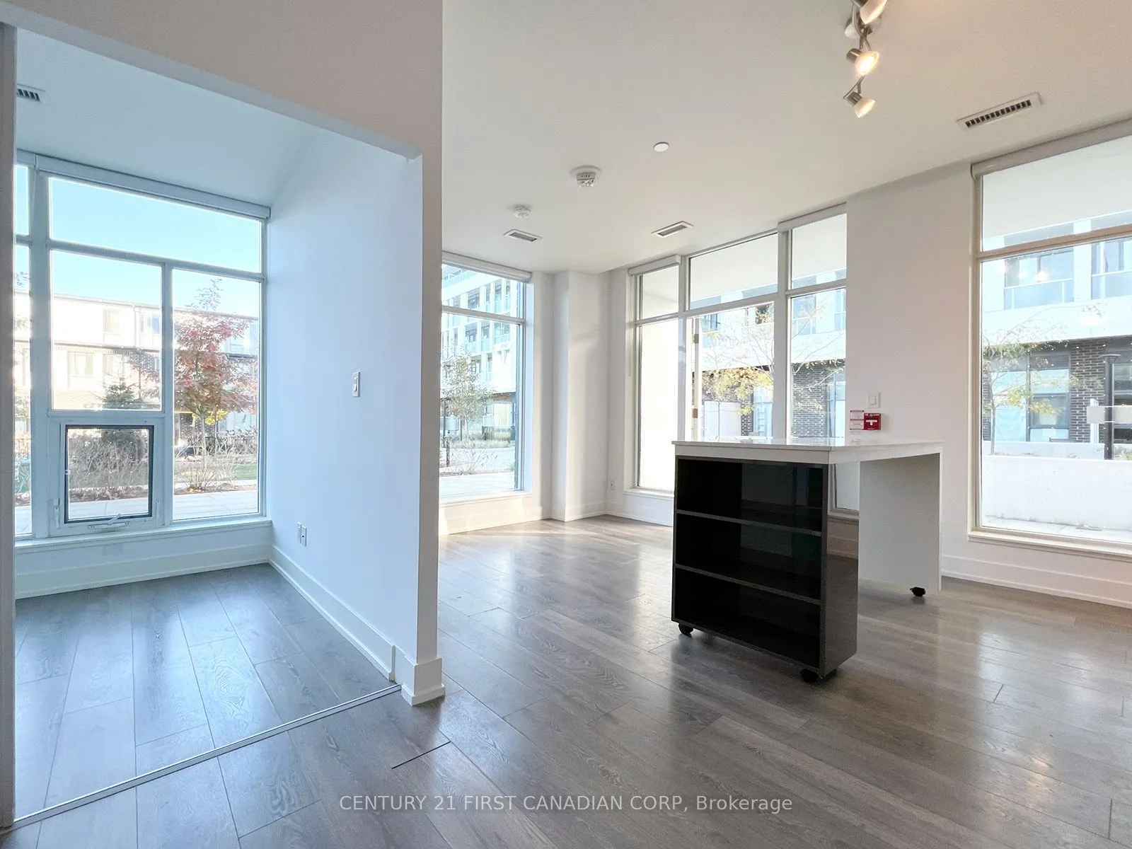180 Fairview Mall Drive, #107