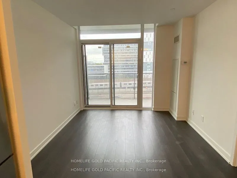 120 Varna Drive, #725