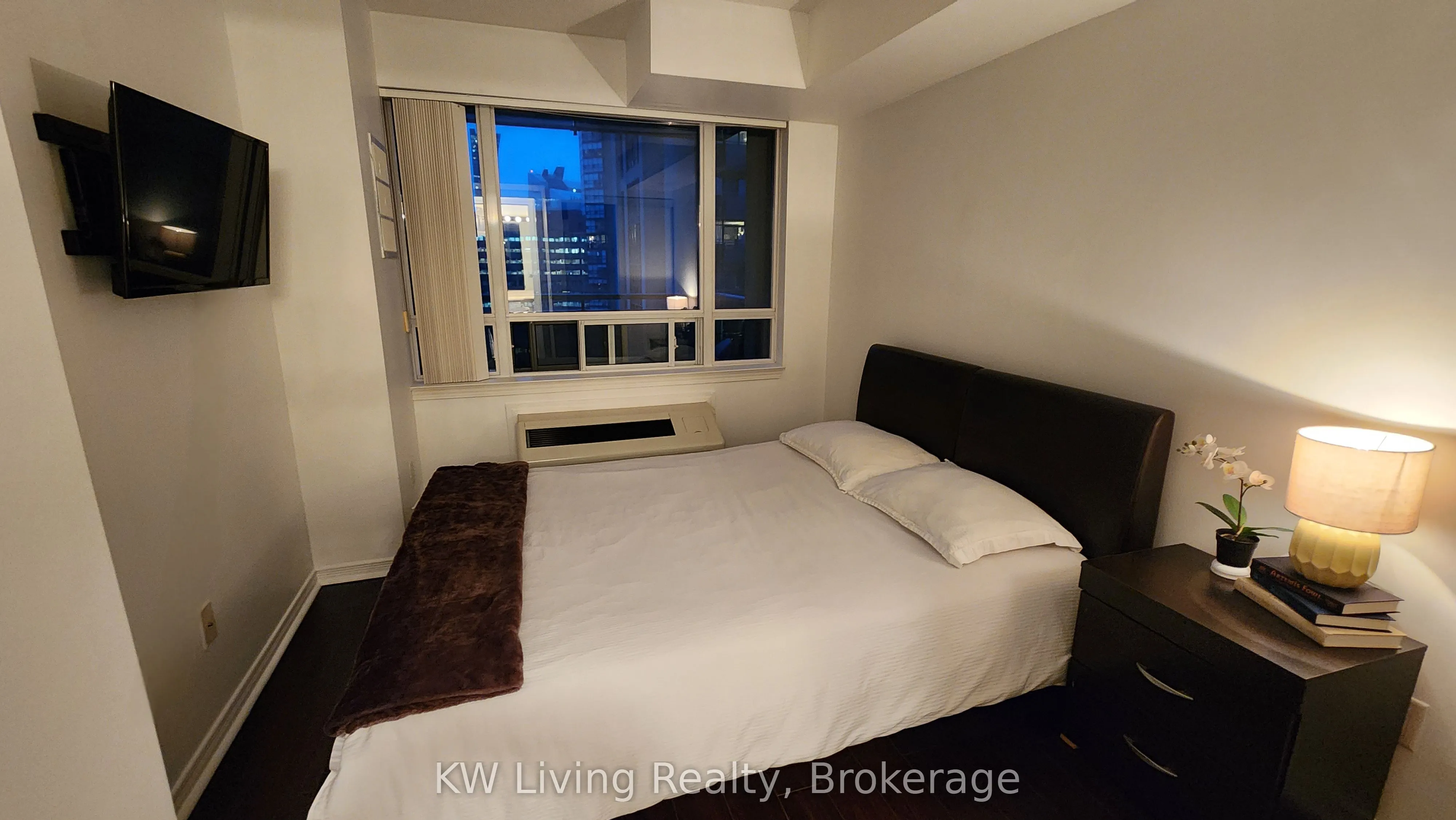 155 Beecroft Road, #1601