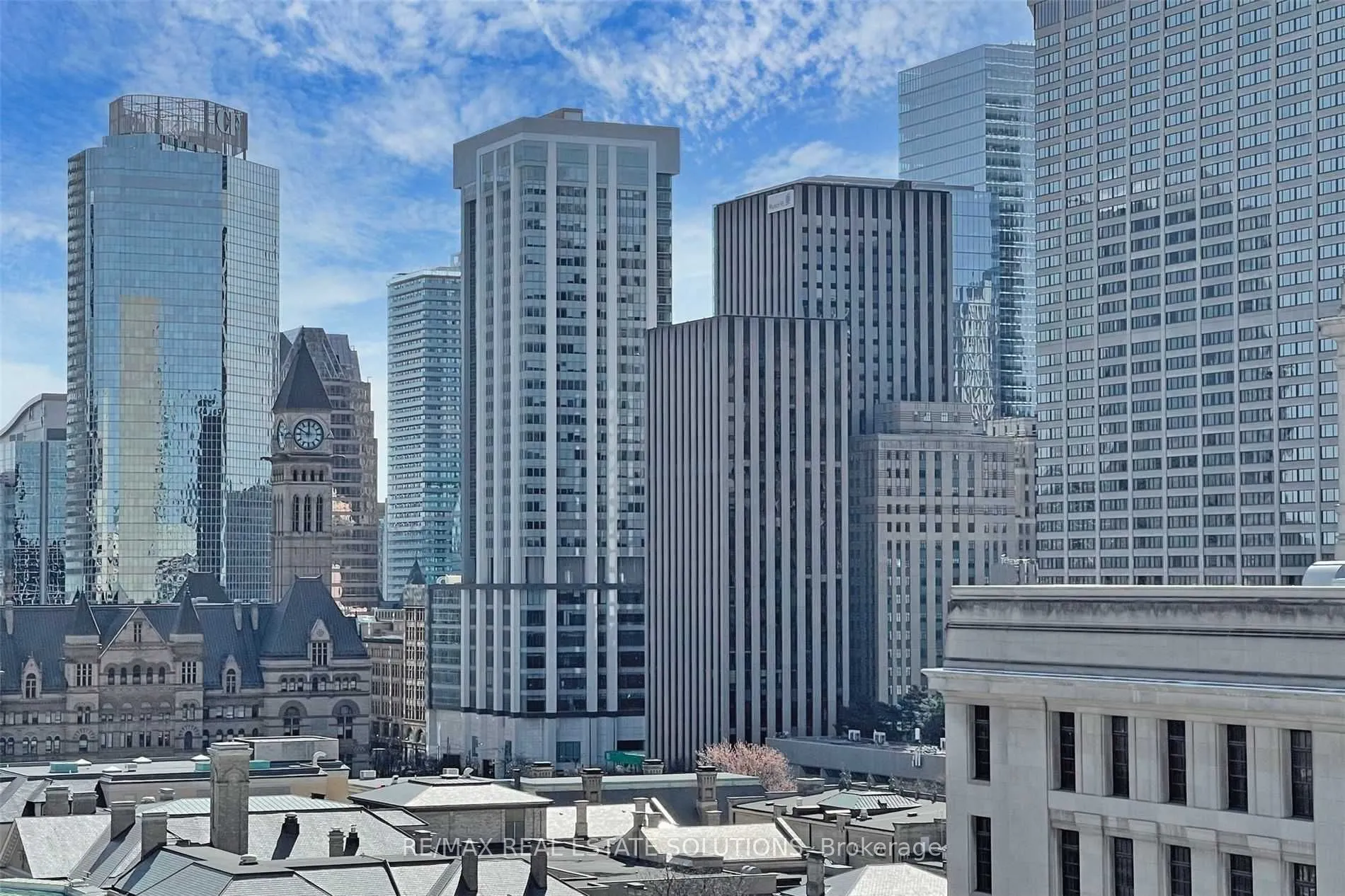 210 Simcoe Street, #1303