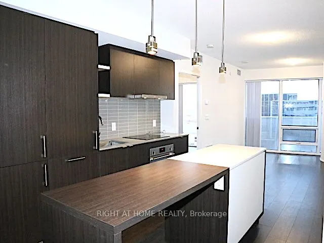 100 Harbour Street, #4410