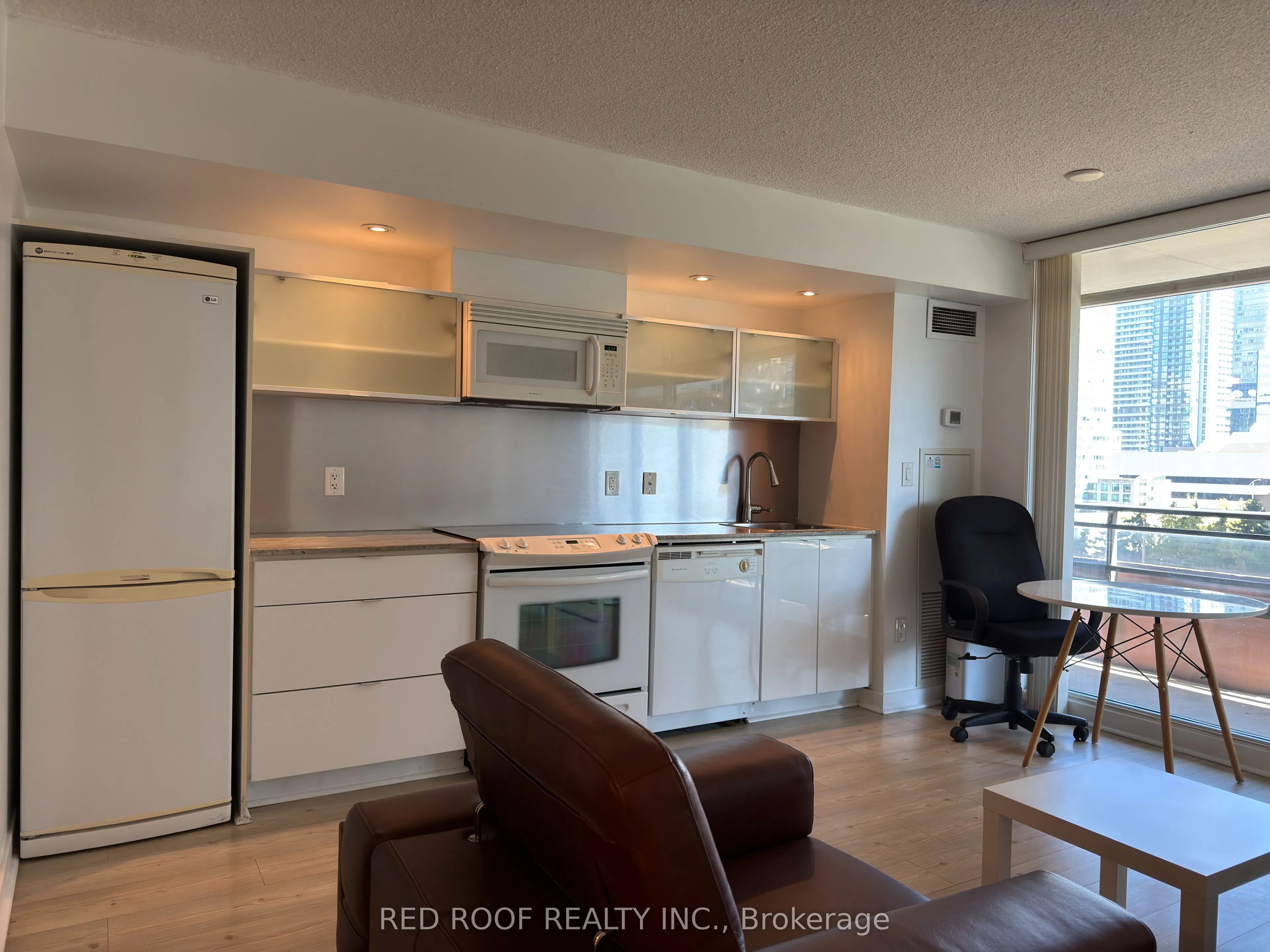 4K Spadina Avenue, #509
