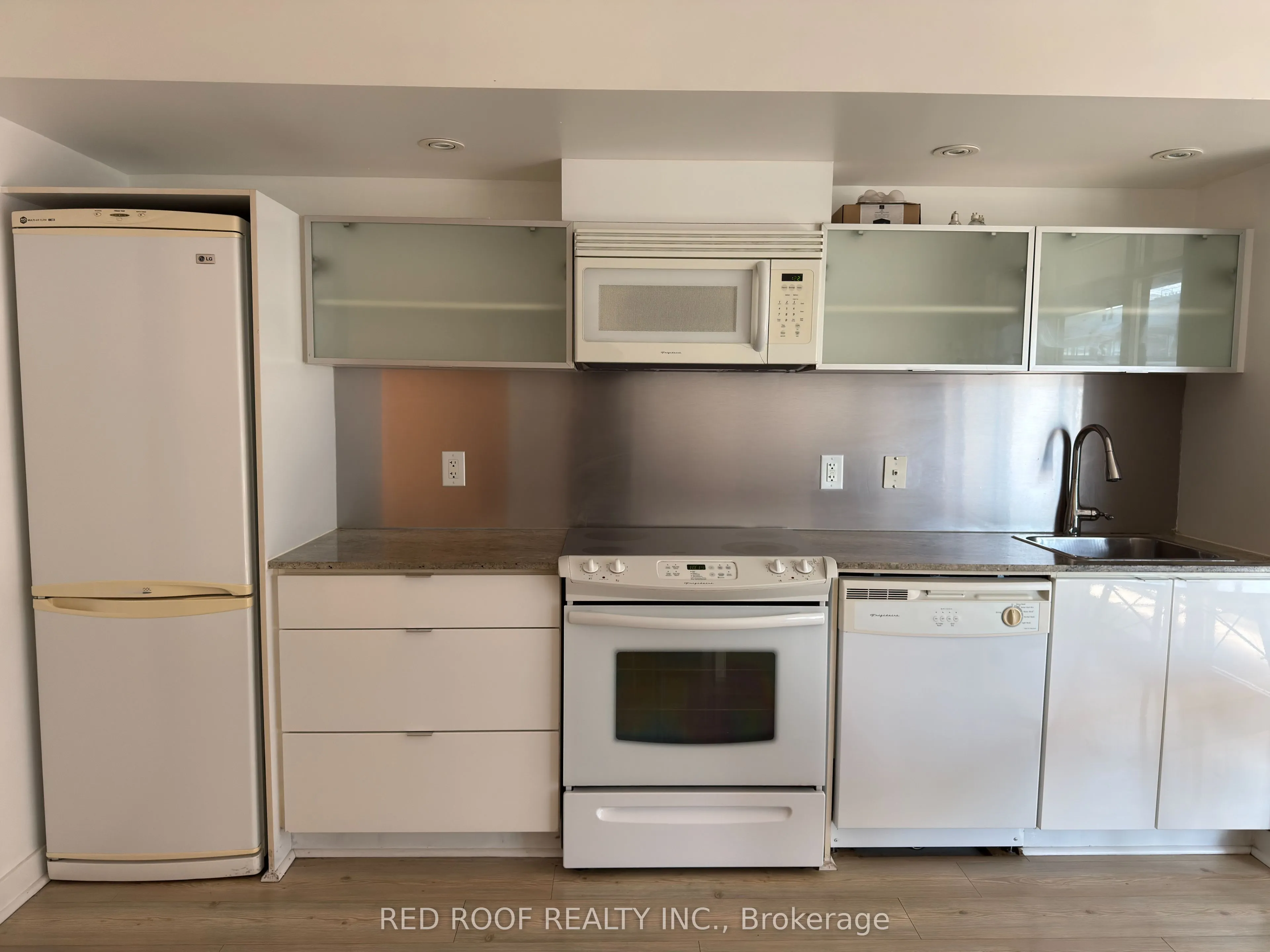 4K Spadina Avenue, #509