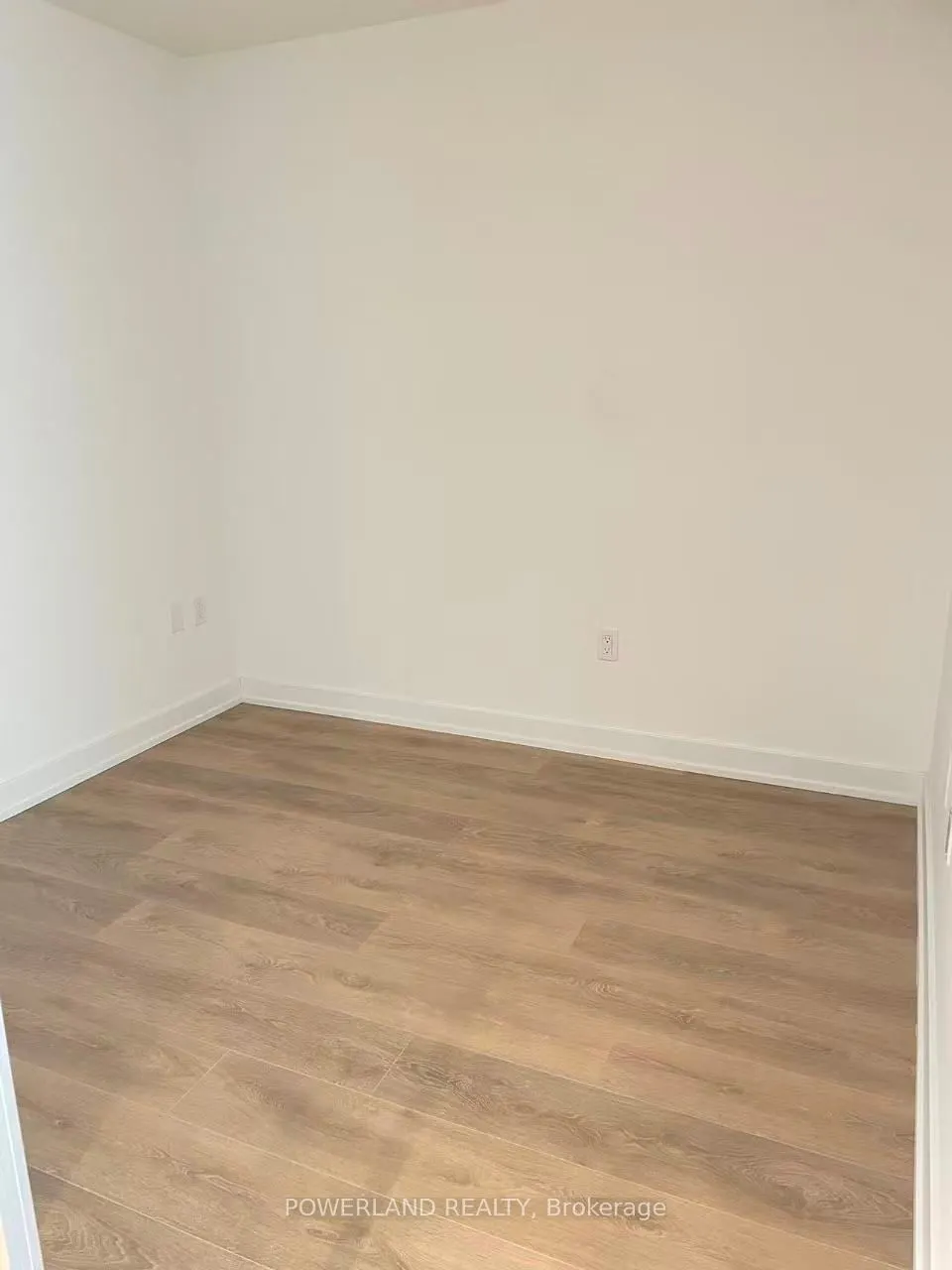 127 Broadway Avenue, #701