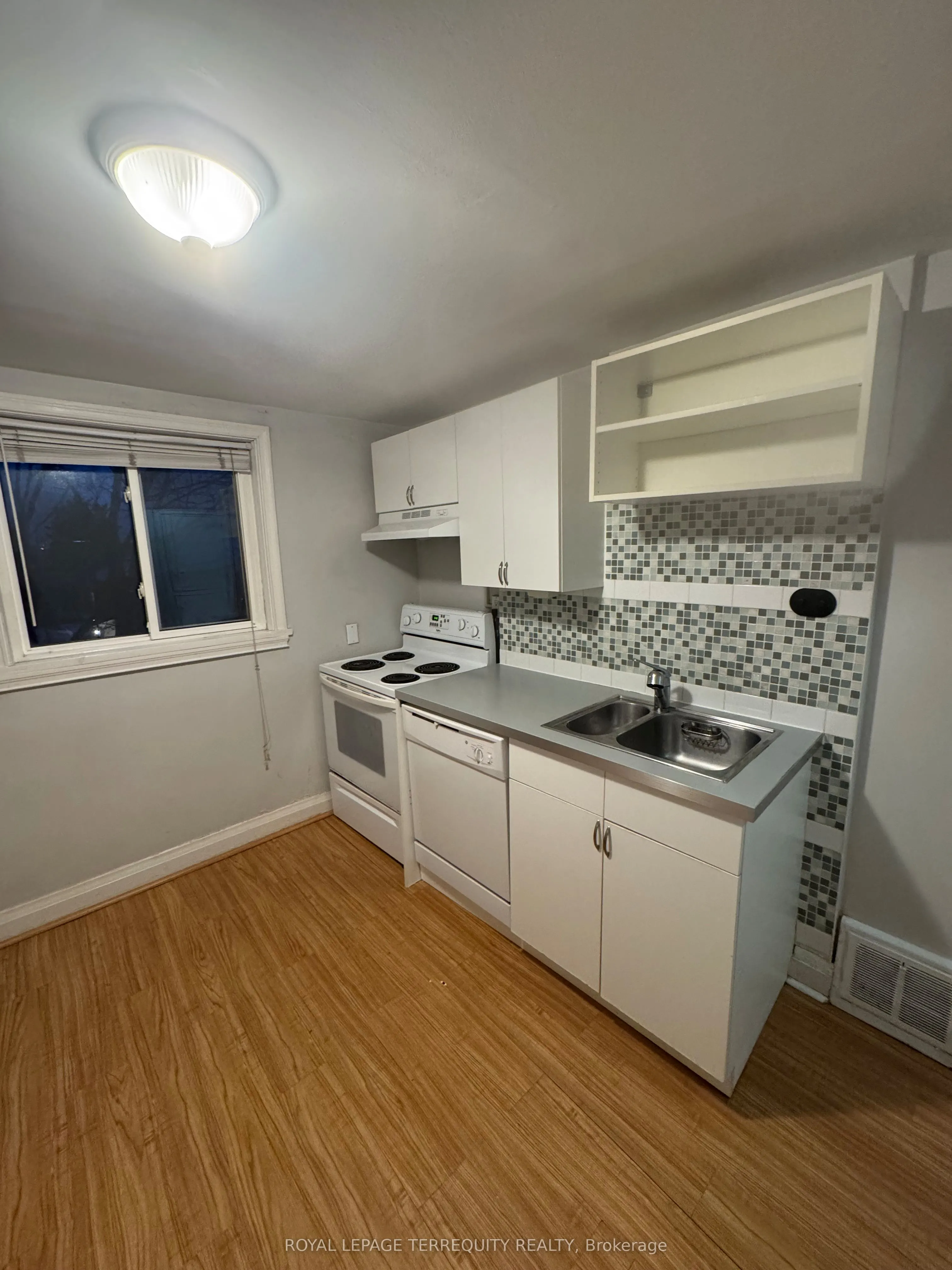 127 Sheppard Avenue W, #Top Floor