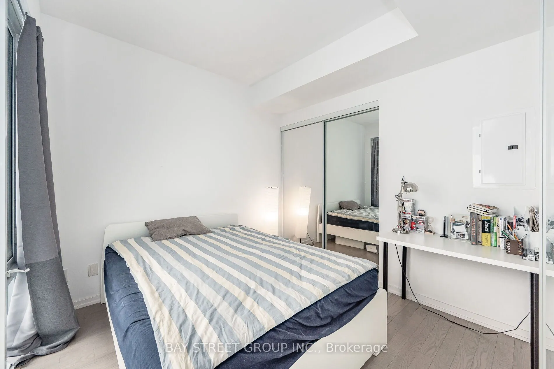101 Peter Street, #601