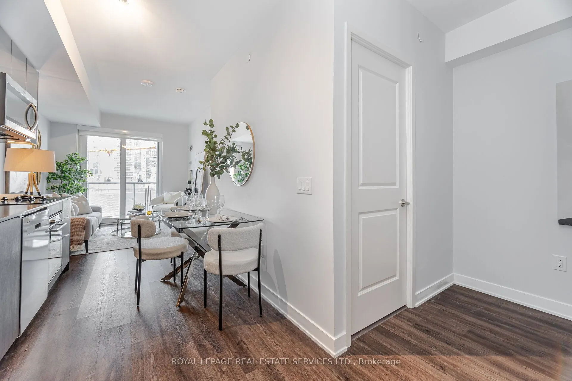 100 Dalhousie Street, #803