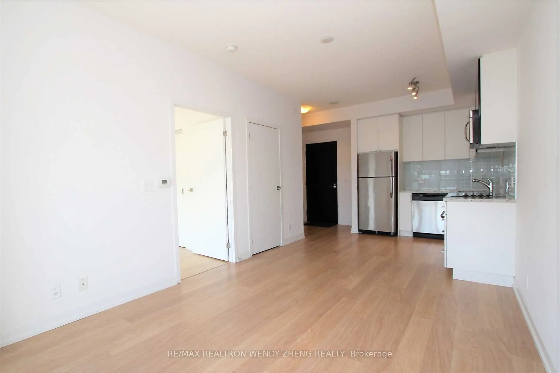 98 Lillian Street, #2218