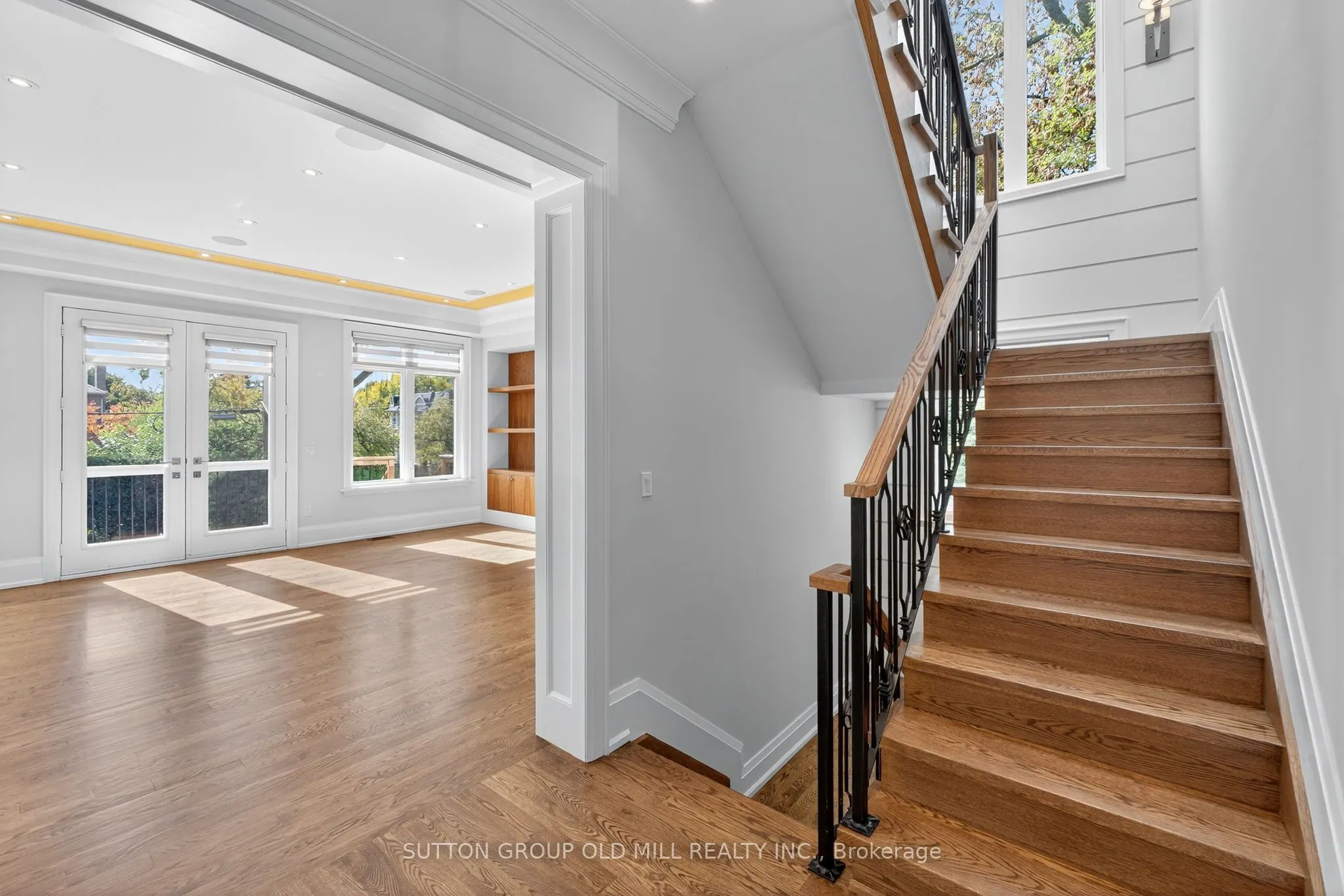 117 Norton Avenue S