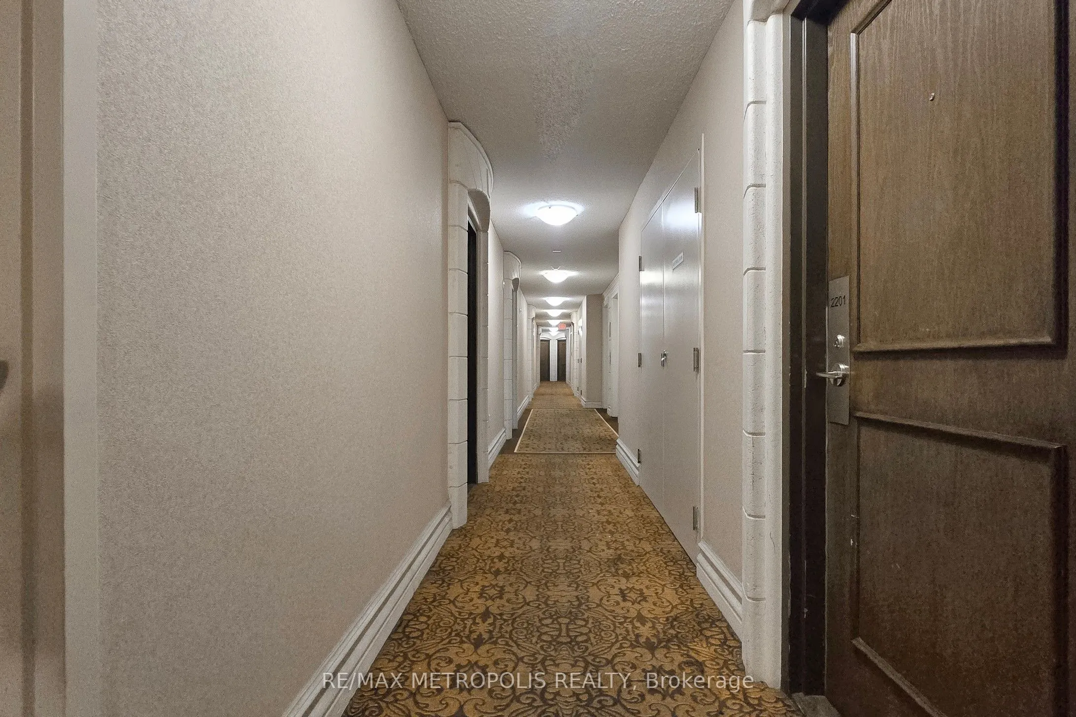 7 Lorraine Drive, #2201