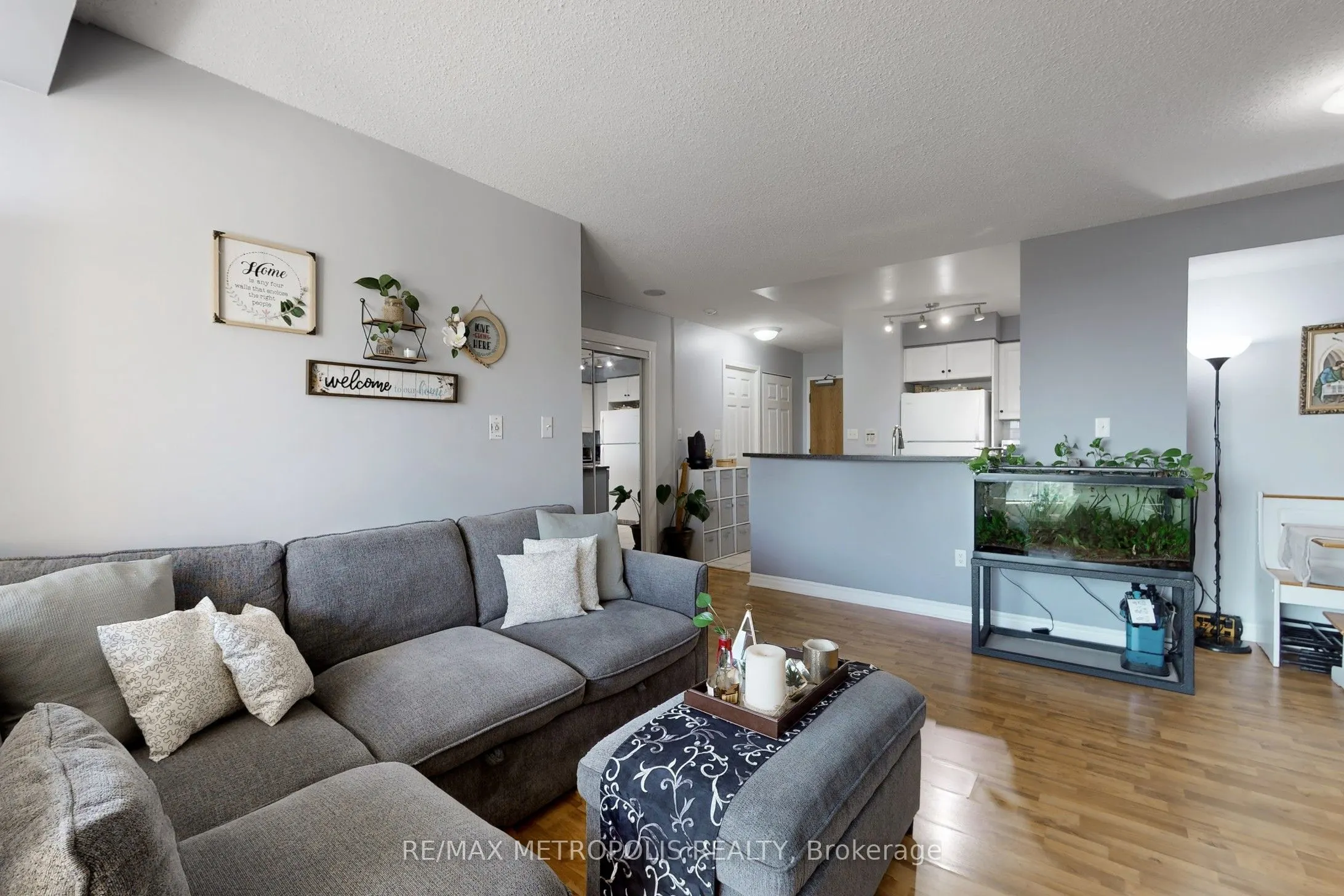 7 Lorraine Drive, #2201