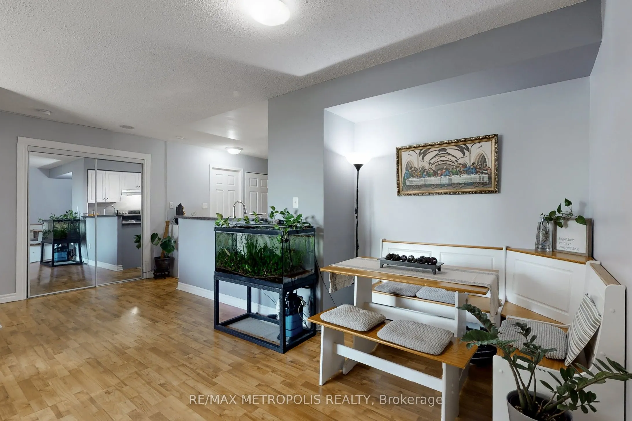 7 Lorraine Drive, #2201