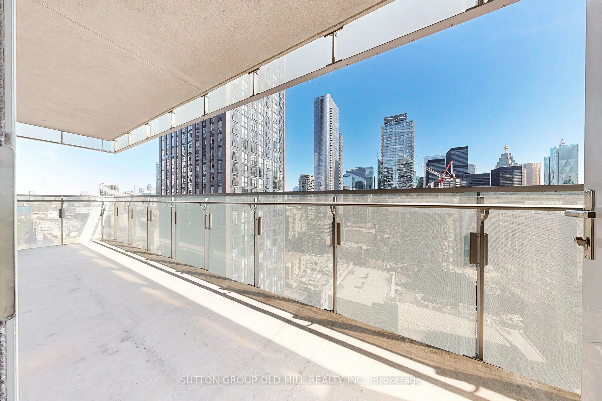 80 John Street, #2009