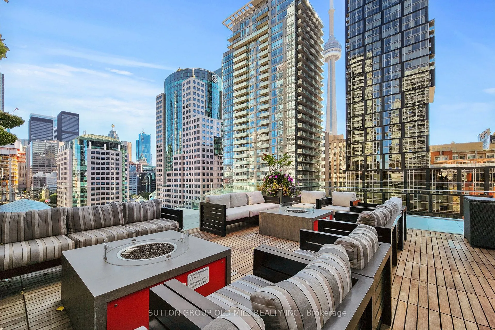 80 John Street, #2009