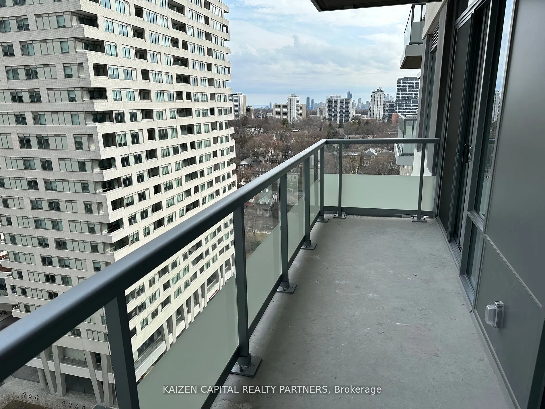 50 Dunfield Avenue, #1620
