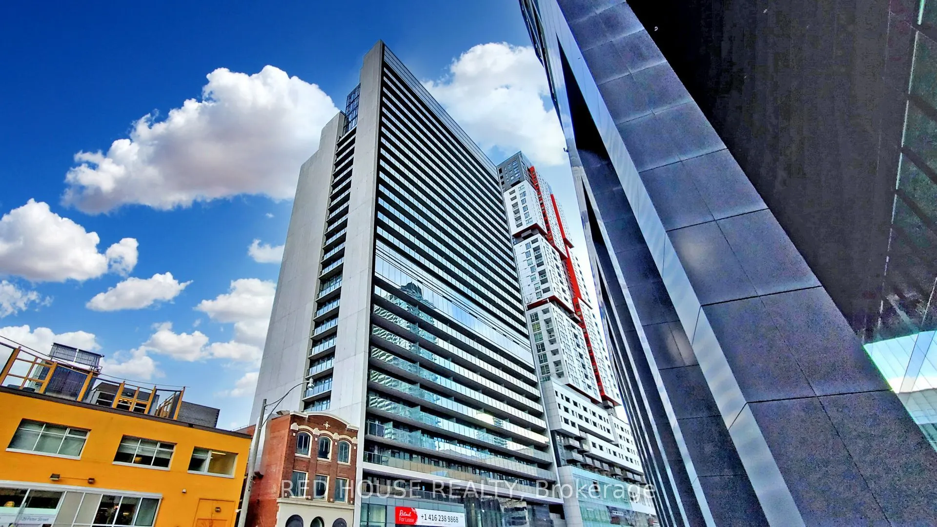 330 Richmond Street W, #520