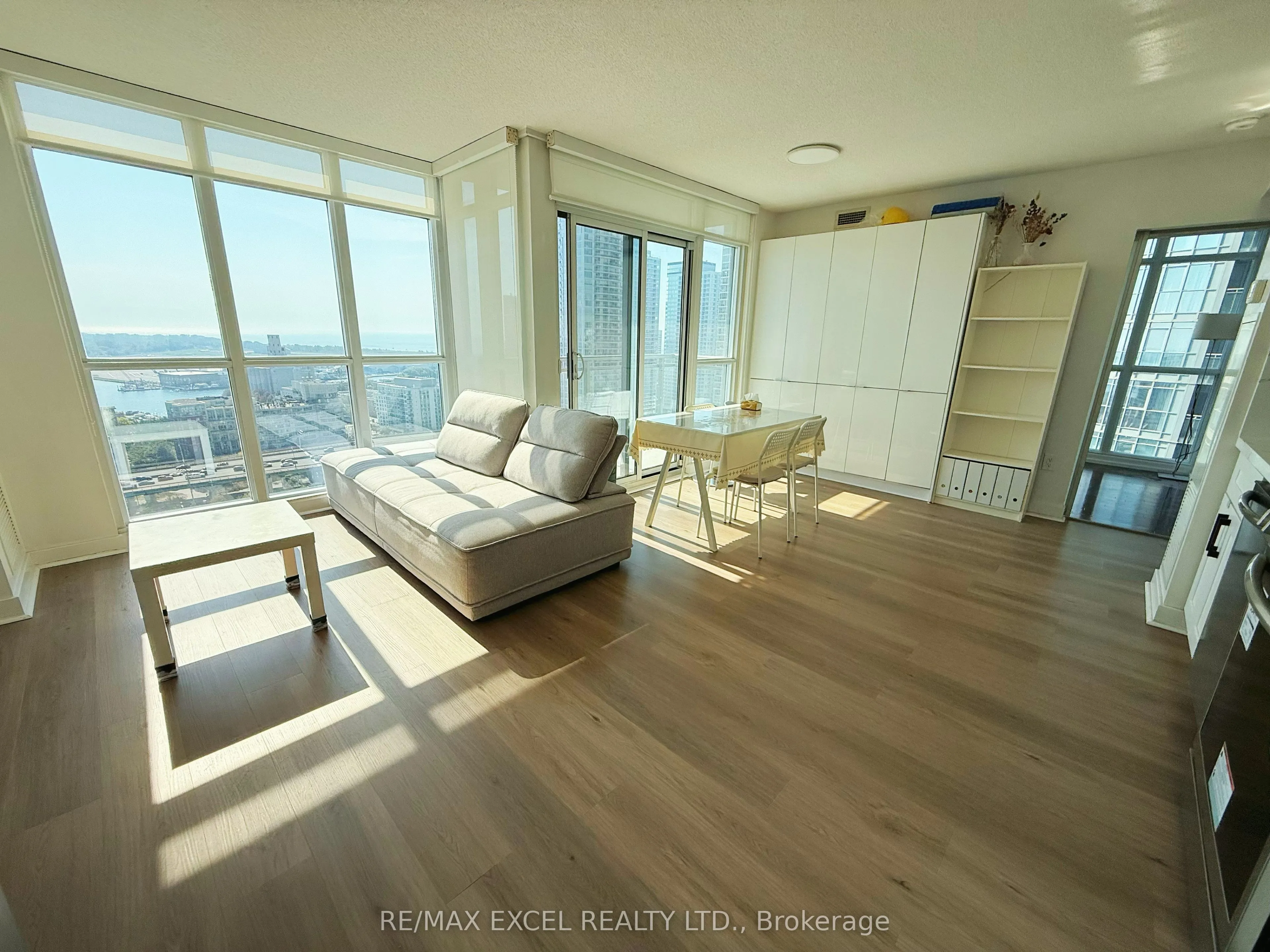 15 Iceboat Terrace, #2609