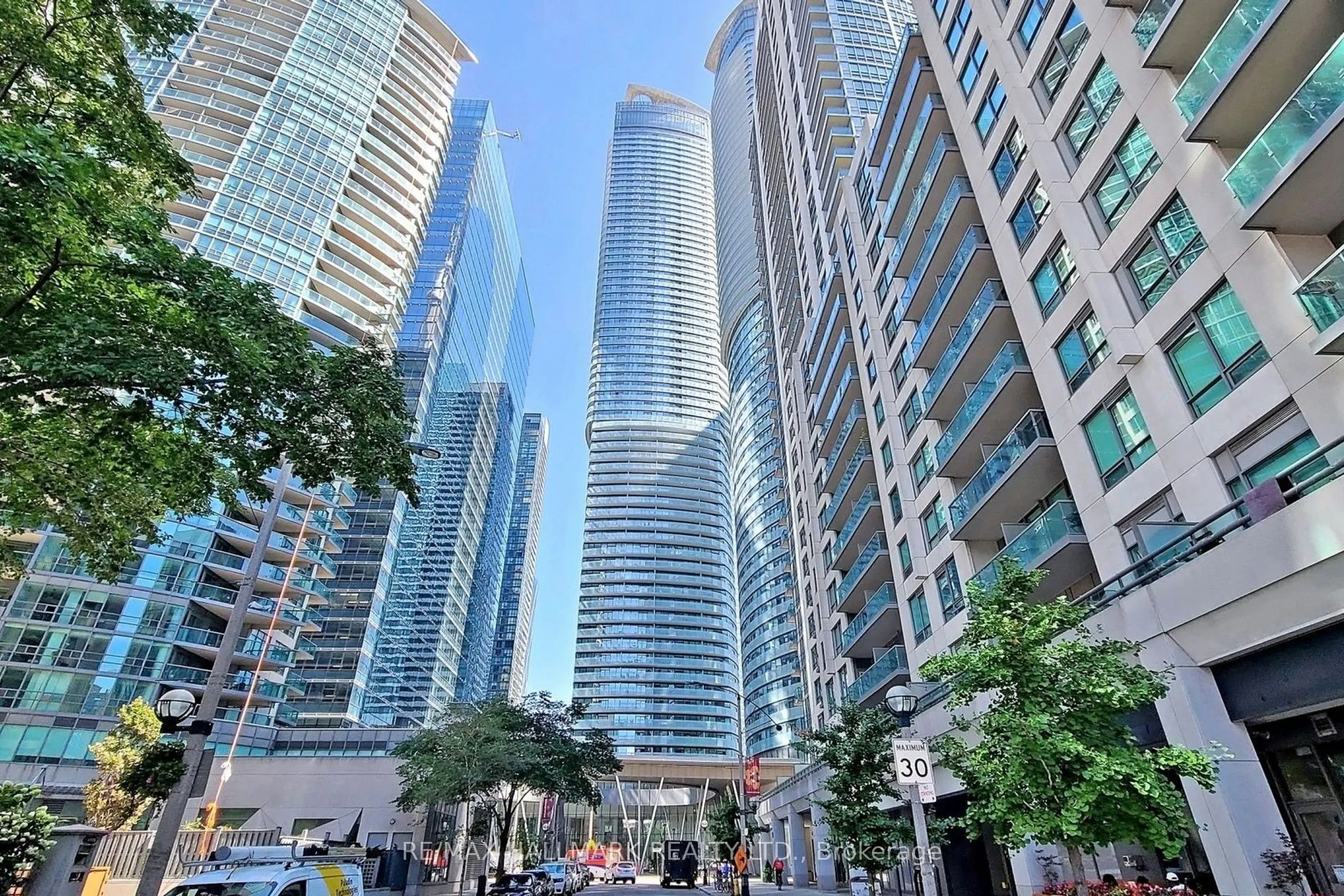 14 York Street, #3610
