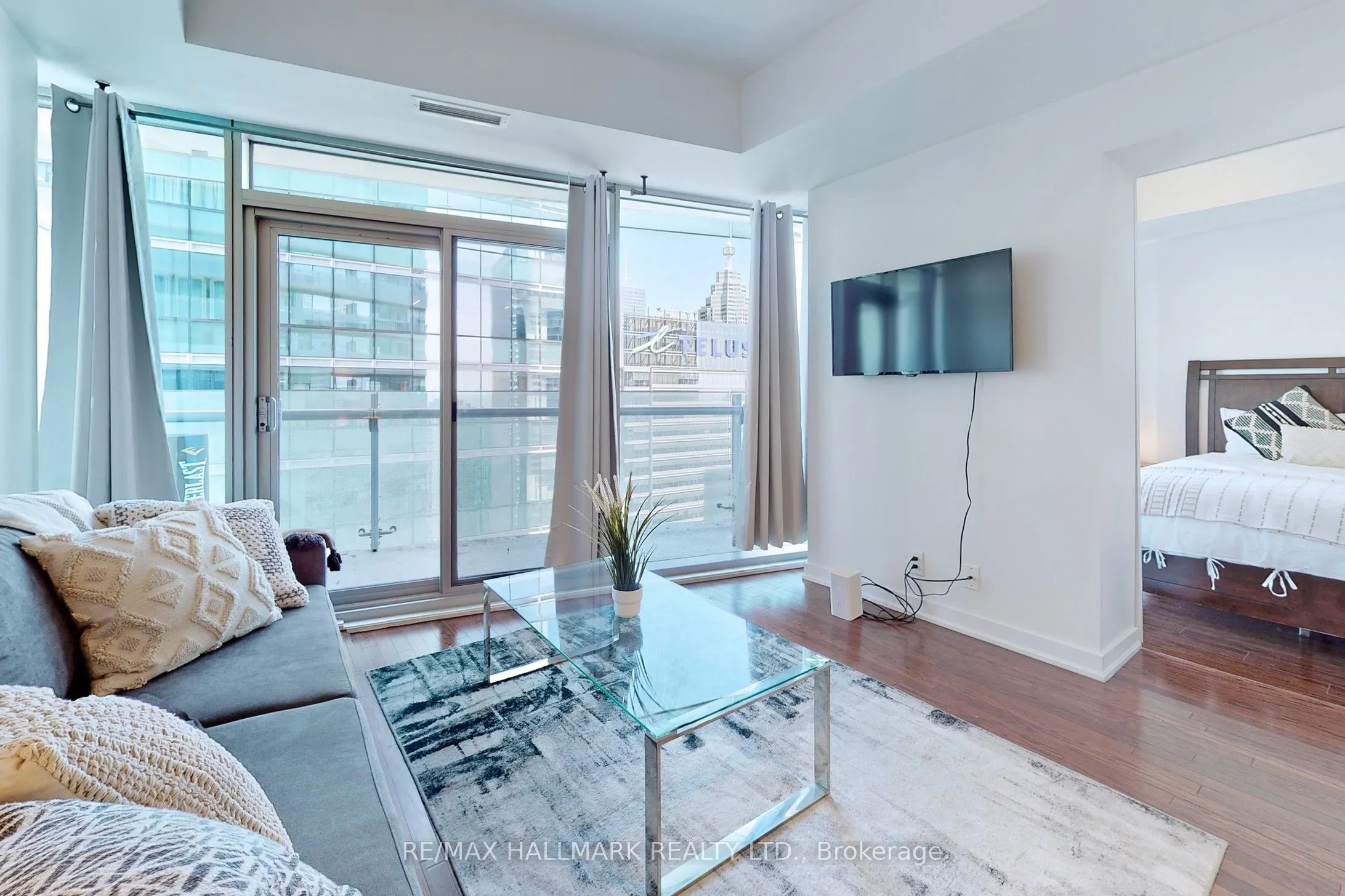 14 York Street, #3610