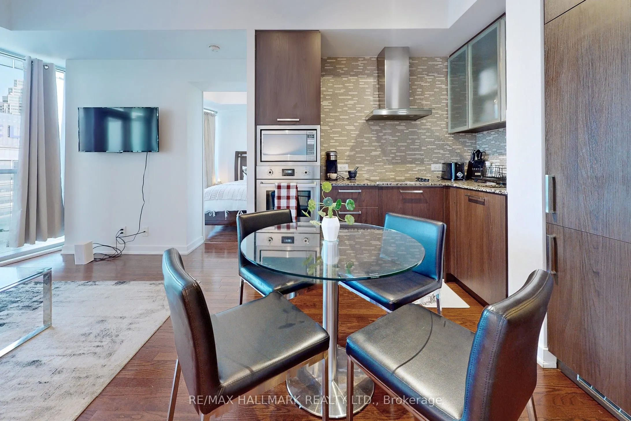 14 York Street, #3610