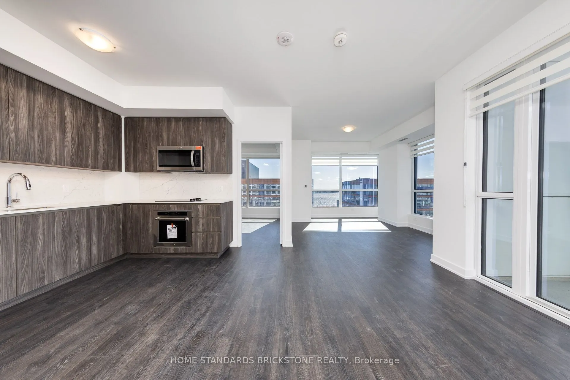 15 Richardson Street, #1414