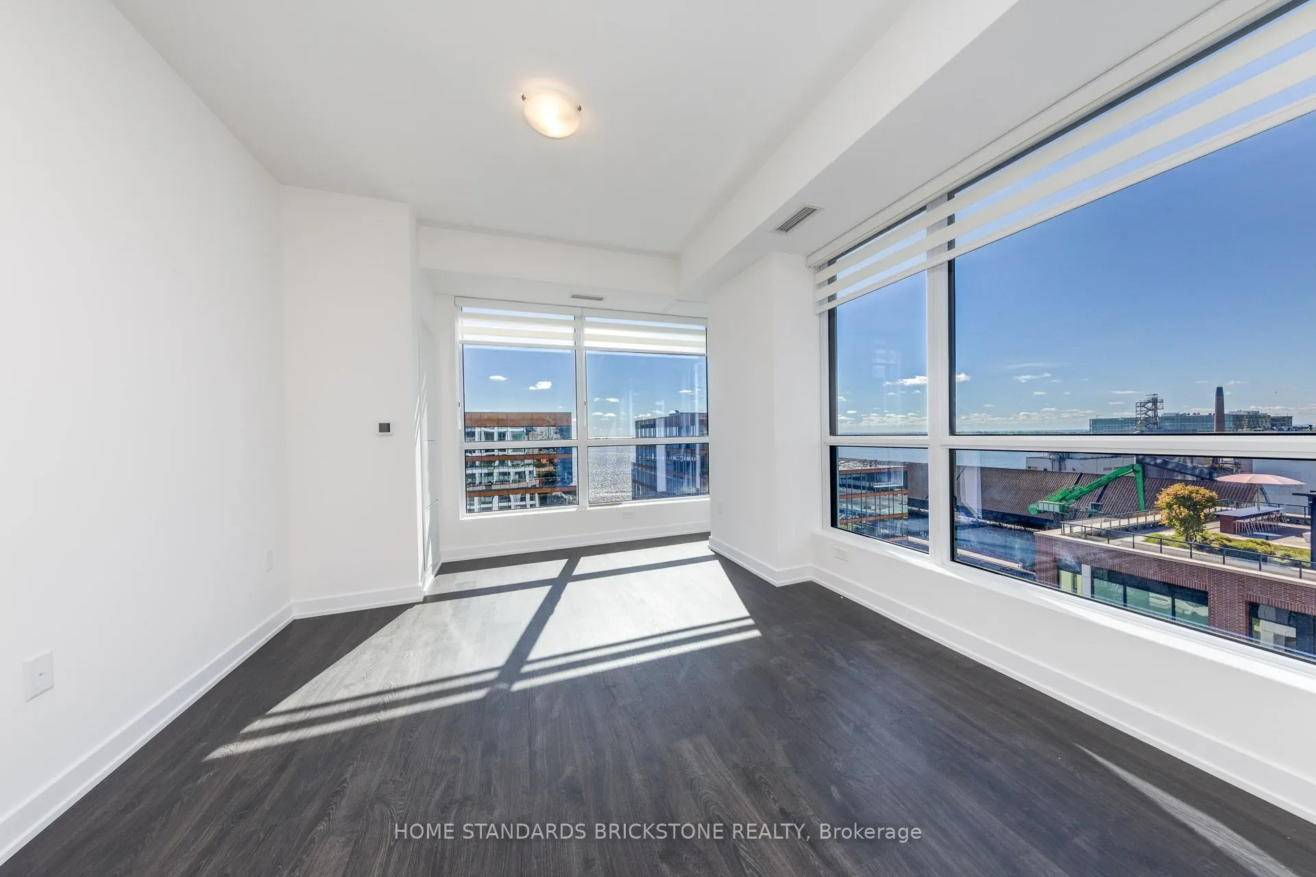 15 Richardson Street, #1414