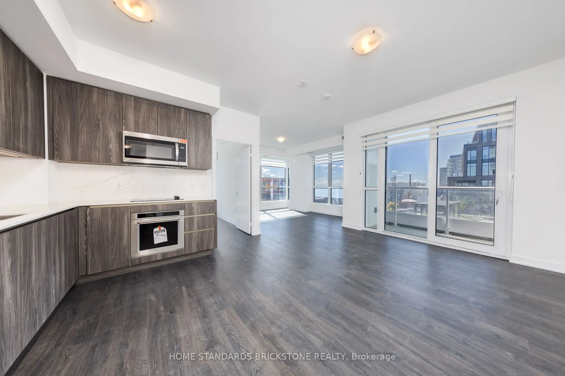 15 Richardson Street, #1414
