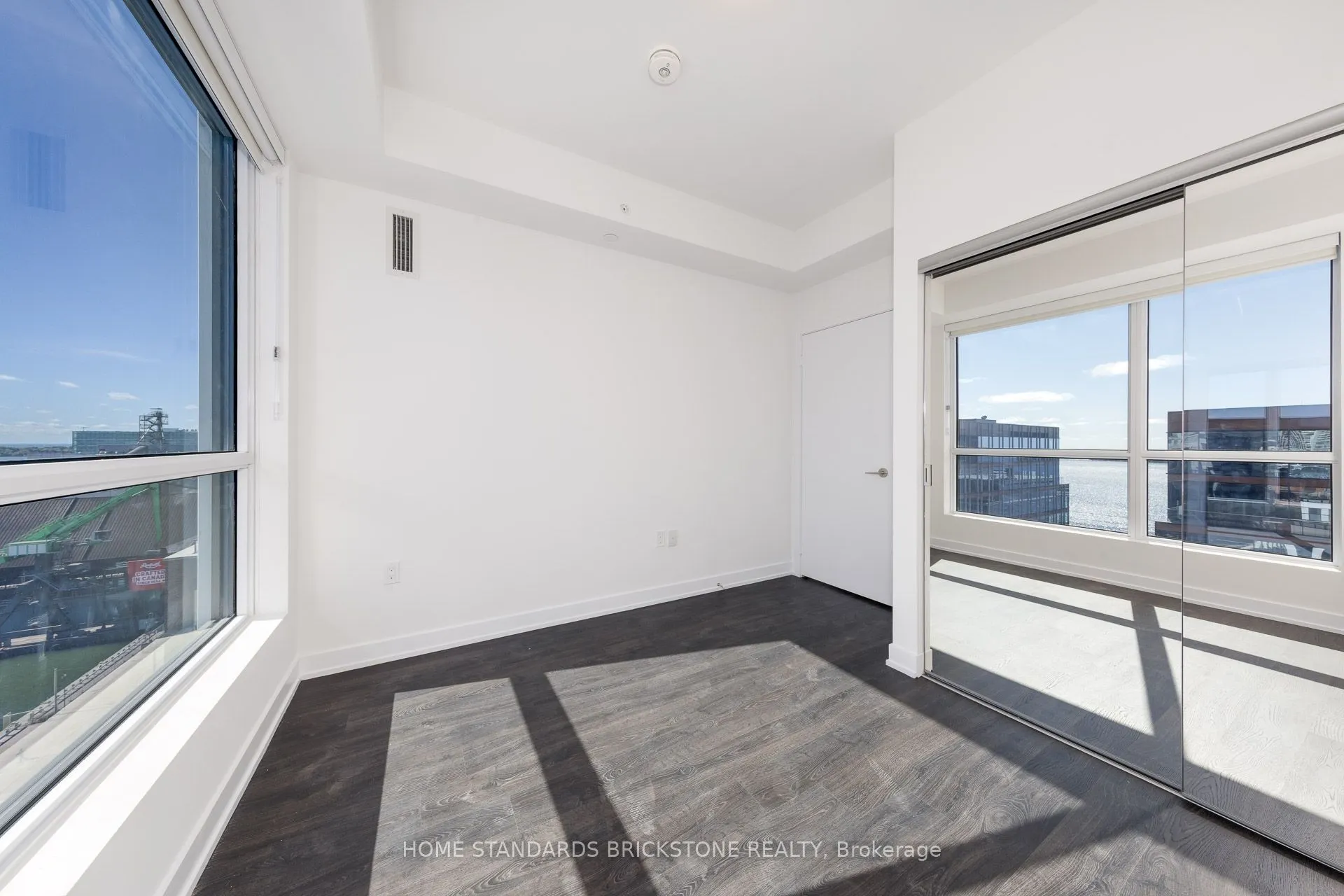 15 Richardson Street, #1414